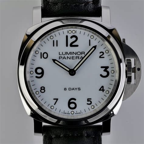 panerai luminor pam 561